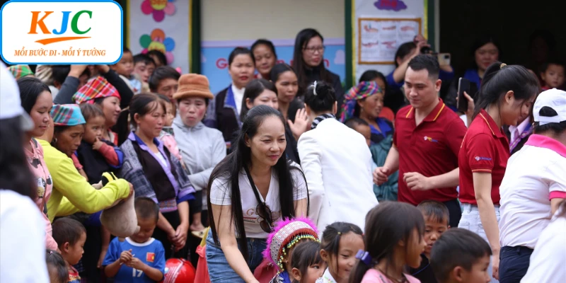 Hoạt động thiện nguyện cùng trẻ em khuyết tật mồ côi quận Gò Vấp lan tỏa yêu thương